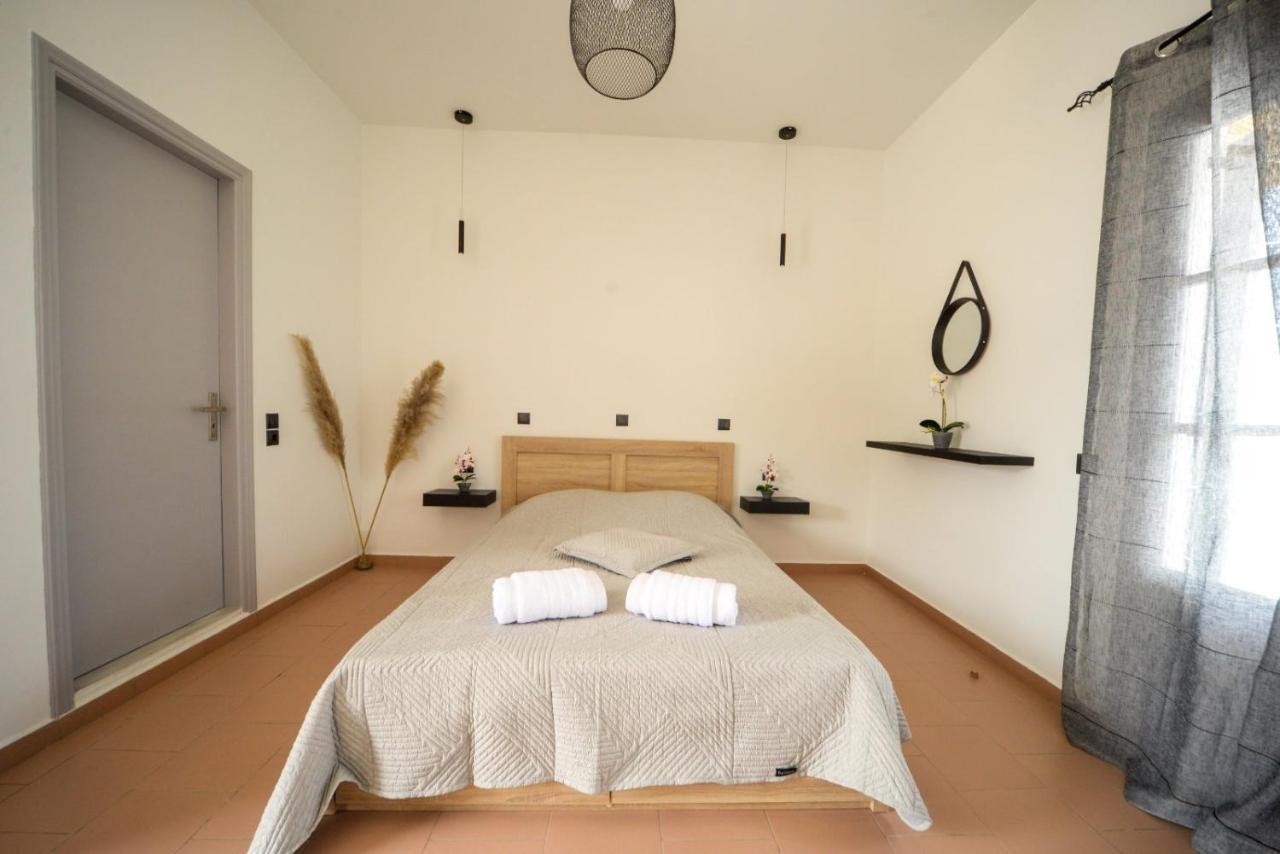 Azosunapartment3 * Azolimnos